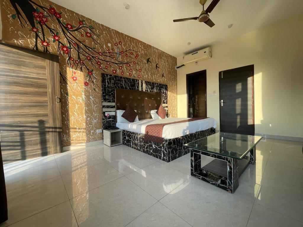 Hotel The Panda à Dharamshala Extérieur photo