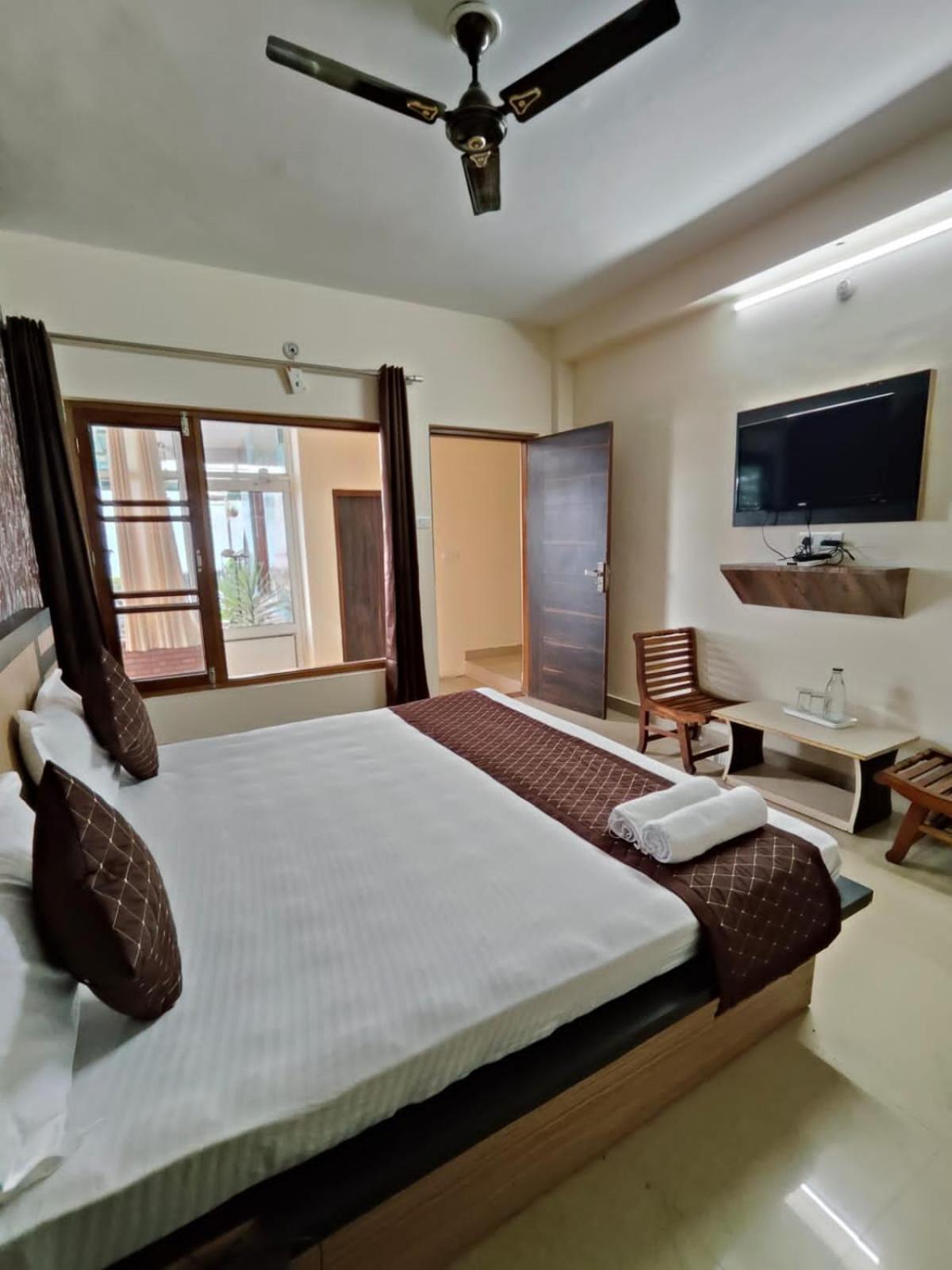 Hotel The Panda à Dharamshala Extérieur photo