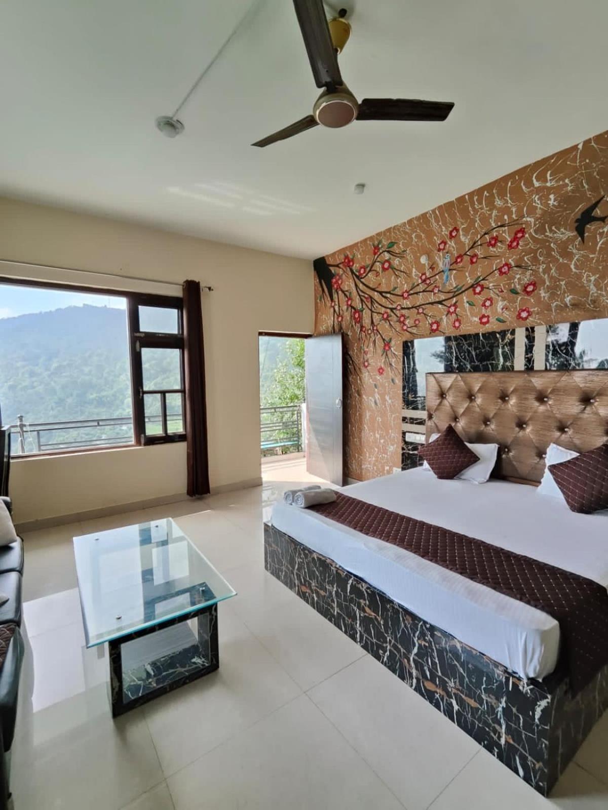 Hotel The Panda à Dharamshala Extérieur photo